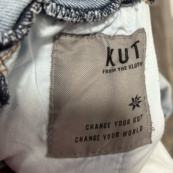 RARE Kut from the Kloth Rachel Mom Jean Pleated Front Light Wash Blue Denim - Picture 9 of 11